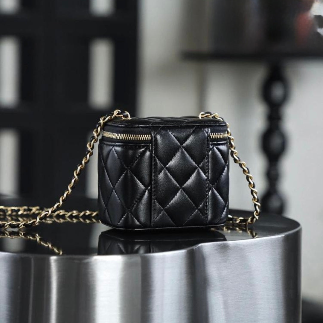 CC VANITY CASE BAG 11cm