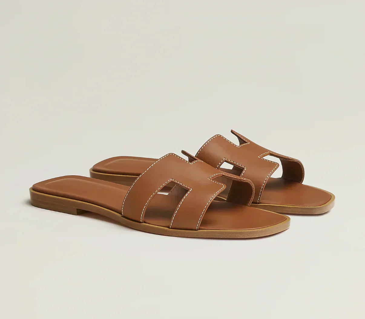 "HRMS" Sandalen