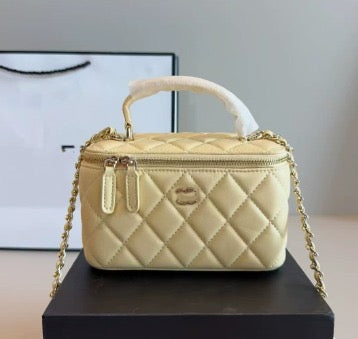 CC VANITY BAG- MIT SPIEGEL