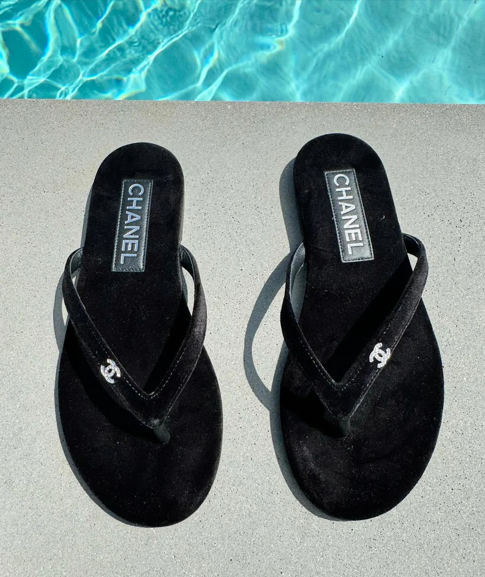 SMALL DIAMOND LOGO SANDALS