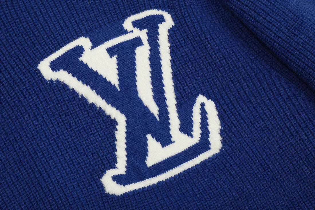 "LV" Designer Stickpulli