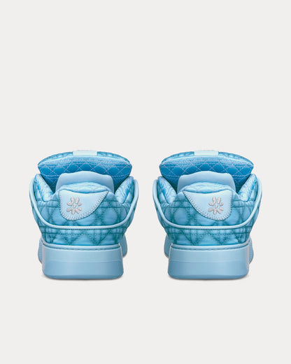 "B9" Sneaker