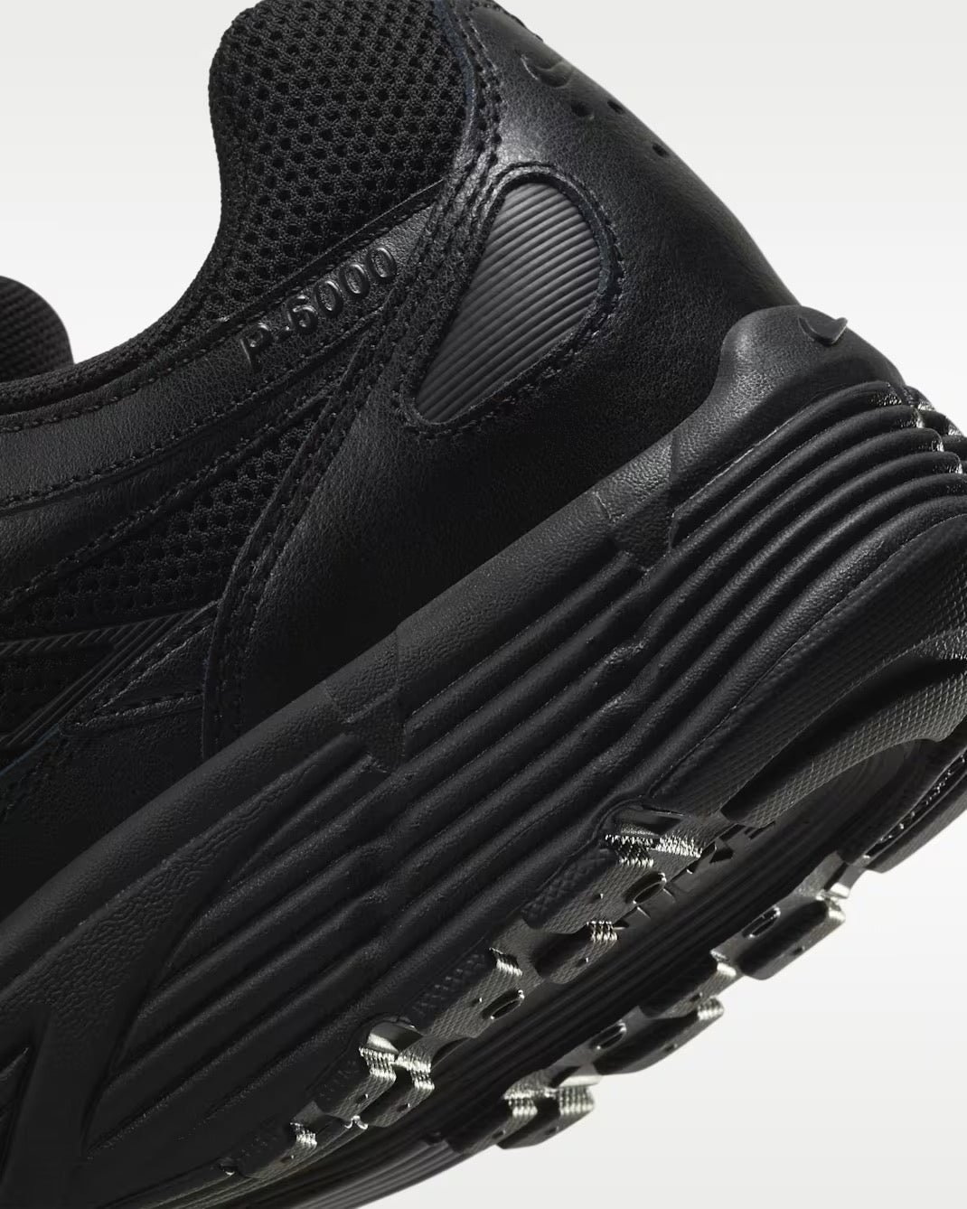 "P 600" Sneaker