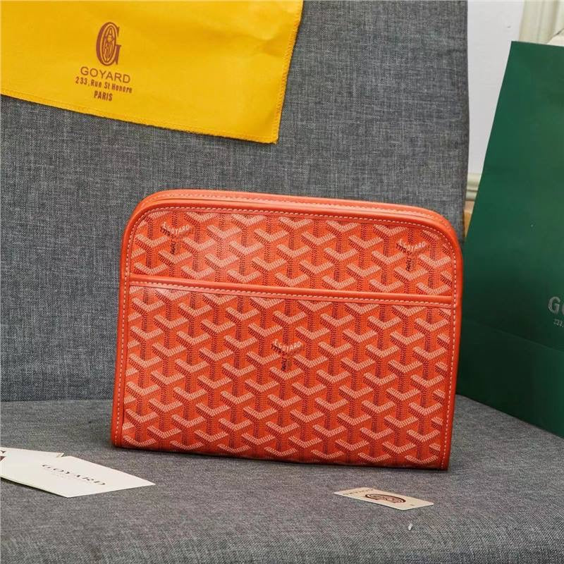 "GYD" Clutch