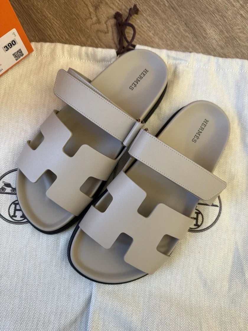 HRMS FLAT SANDALS