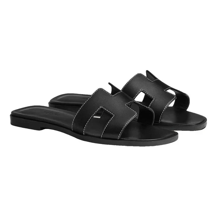 "HRMS" Sandalen
