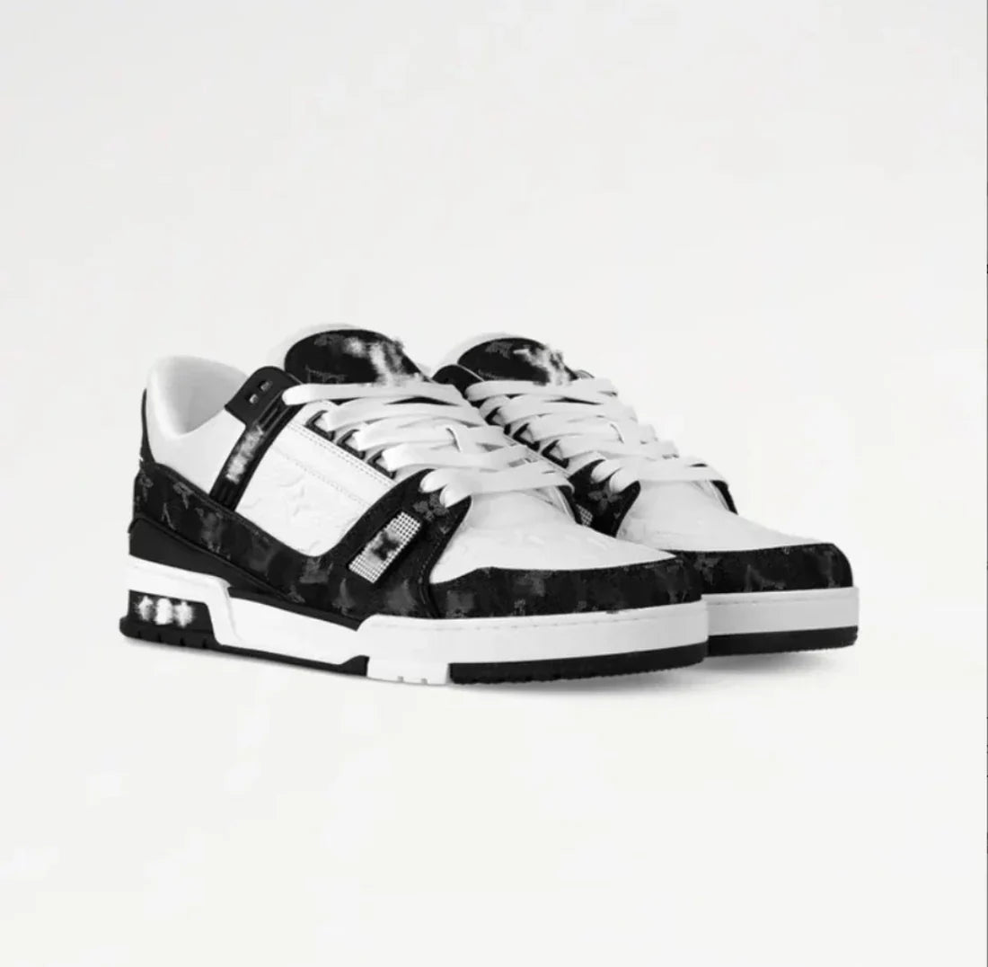 "Lou Trainer" Sneaker