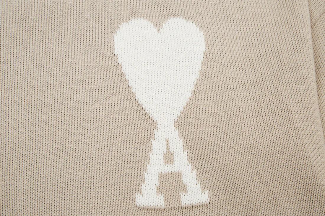 "Heart" Sweater Cream (UNISEX)