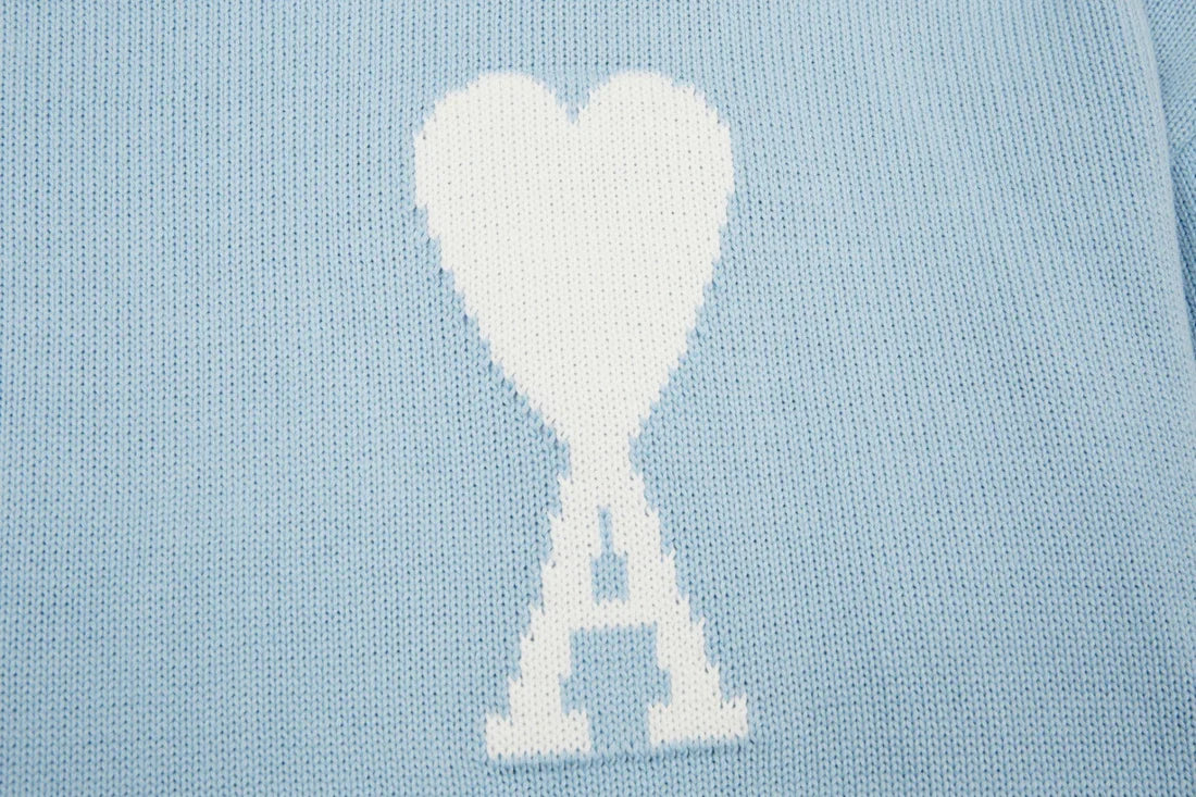 "Heart" Sweater Babyblue (UNISEX)