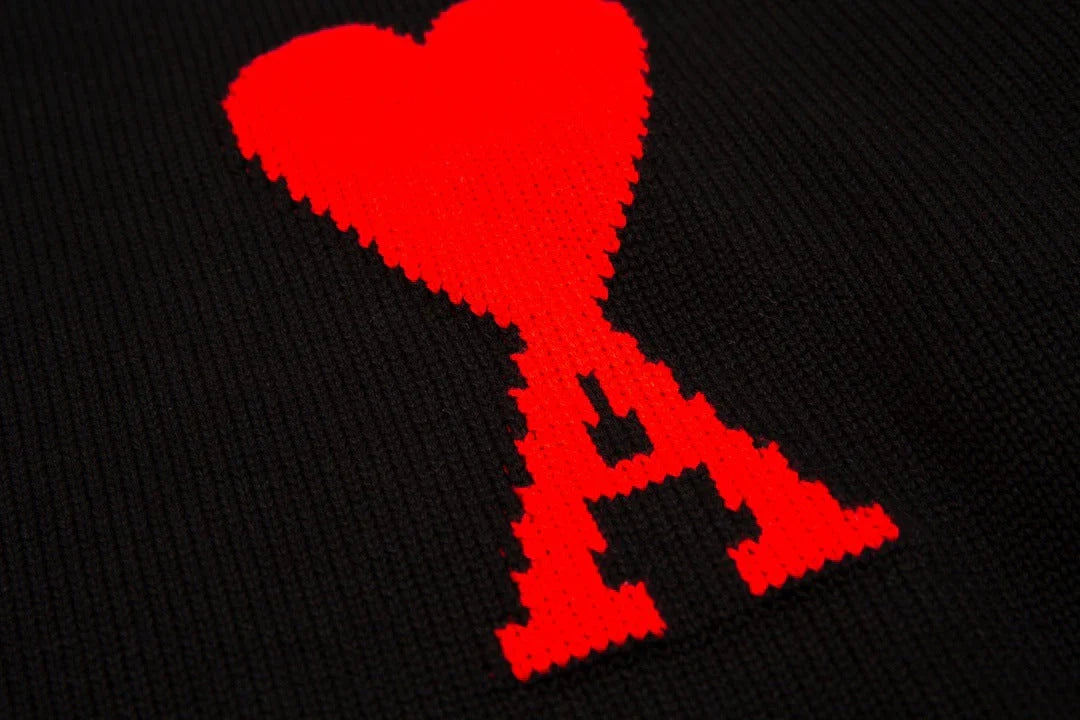 "Heart" Sweater Black (UNISEX)