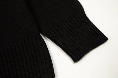 "Heart" Sweater Black (UNISEX)