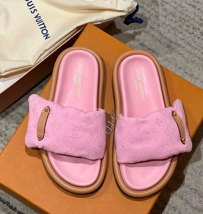 "LV" Sandalen